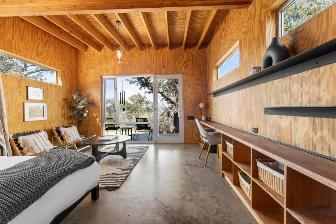 Lazo House - Riverfront With Overlooking Llano River Zewnętrze zdjęcie